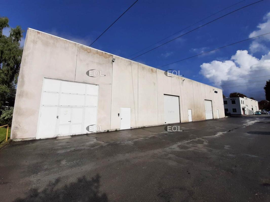 Flex in Vitry-sur-Seine for lease Building Photo- Image 1 of 4