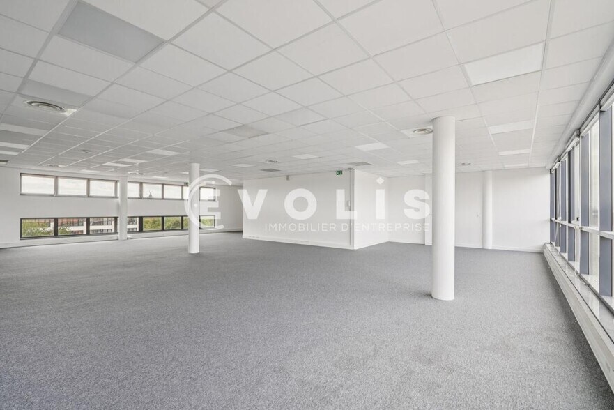 Bureau dans Créteil à louer - Photo du bâtiment - Image 3 de 11