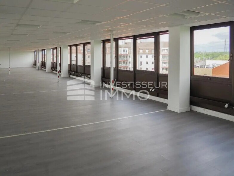 Office in Limeil-Brévannes for lease - Interior Photo - Image 3 of 3