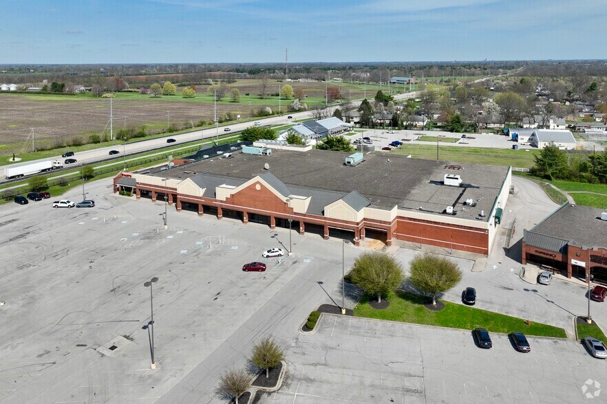 501 Marsailles Rd, Versailles, KY à louer - Aérien - Image 2 de 5
