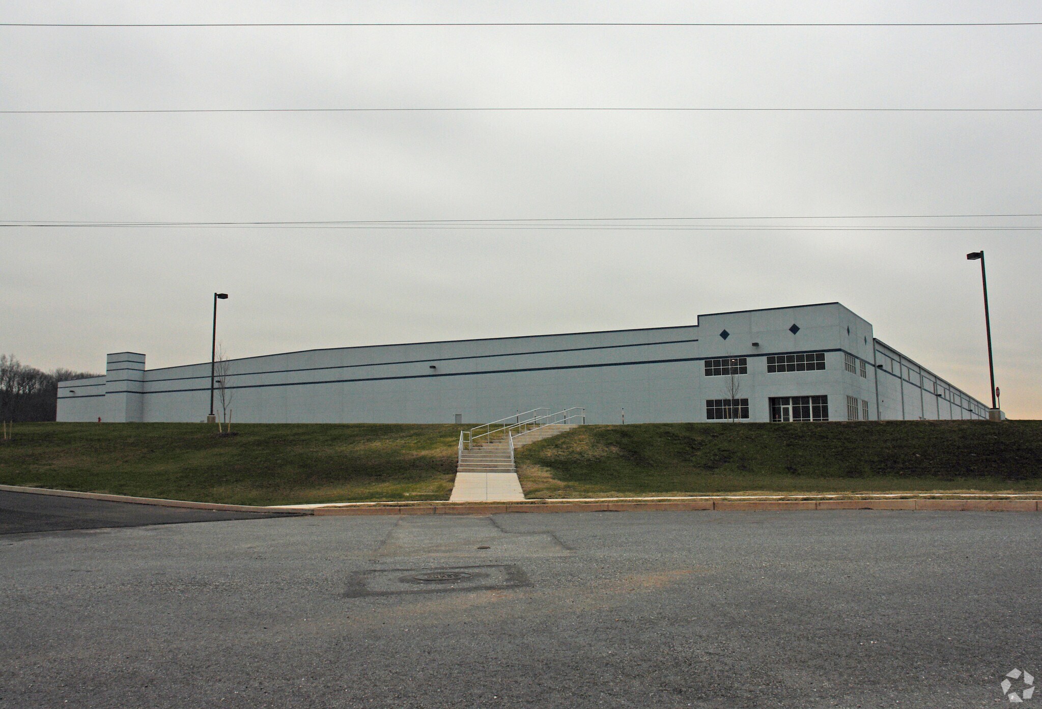 225 Cross Farm Ln, York, PA for lease Building Photo- Image 1 of 3