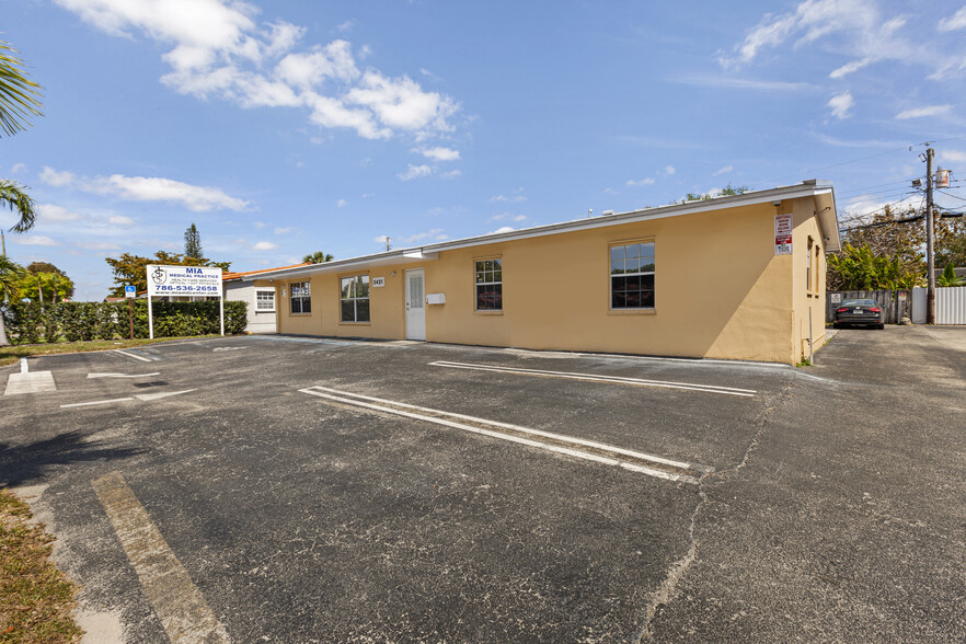 3421 SW 107 Ave, Miami, FL for sale - Building Photo - Image 1 of 1