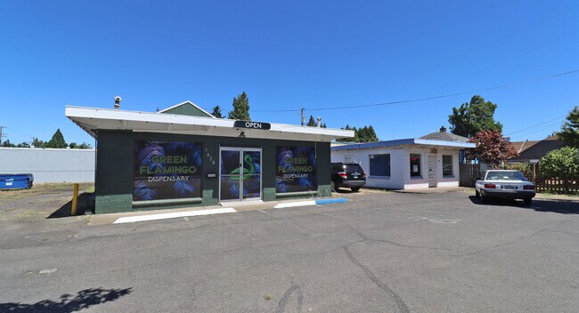 Plus de détails pour 1604-1628 Main St, Springfield, OR - Commerce de détail à vendre