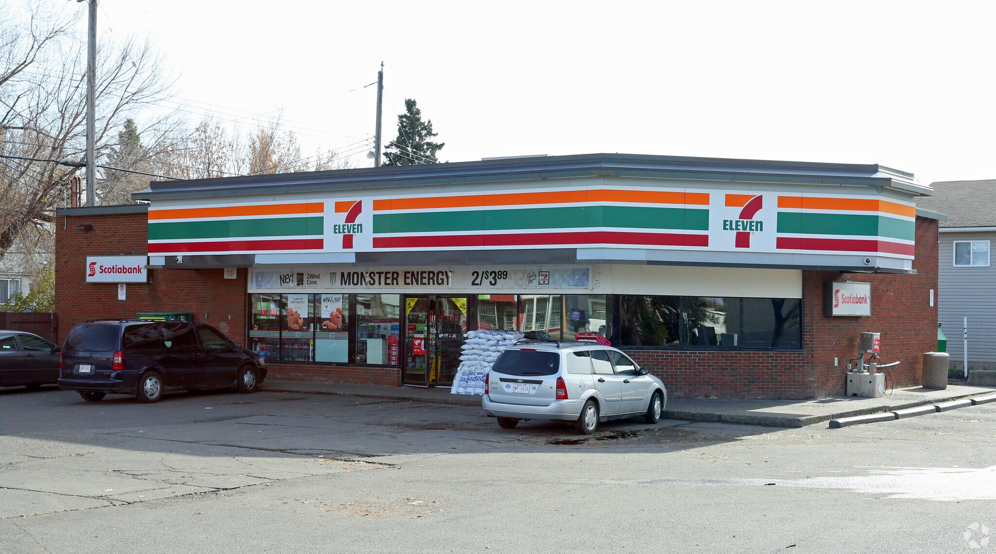 12621 118th Ave NW, Edmonton, AB for sale Primary Photo- Image 1 of 1