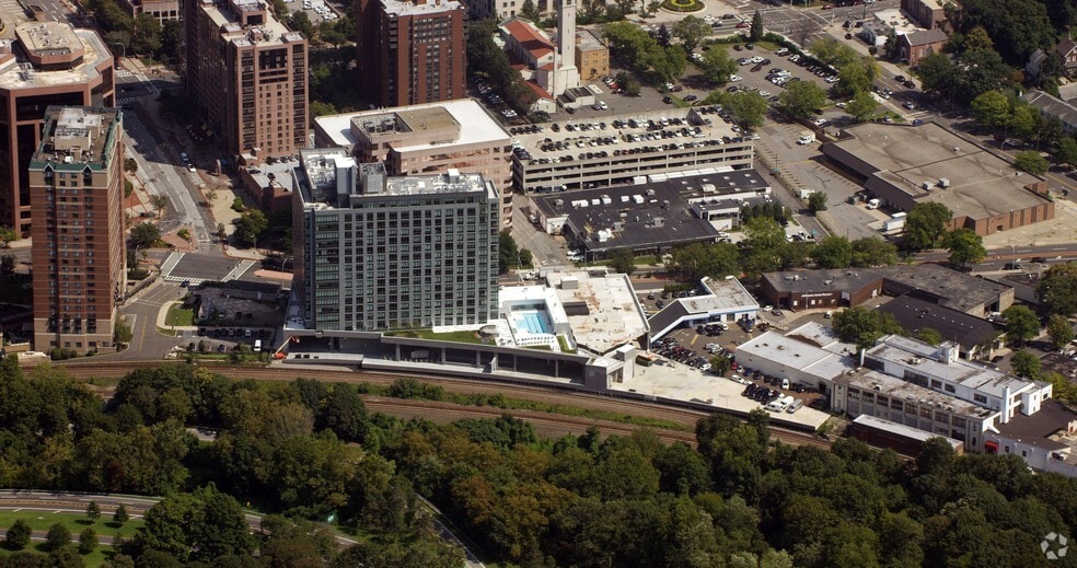 57 Bank St, White Plains, NY à louer - Aérien - Image 3 de 102