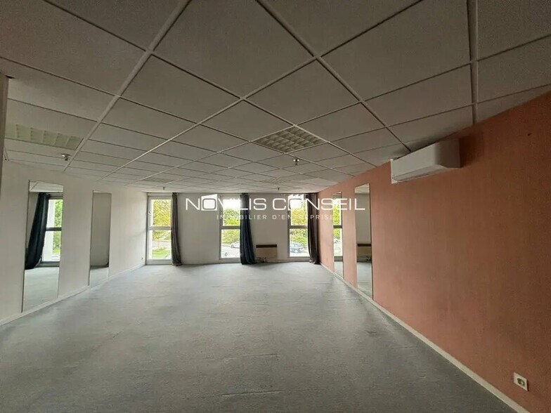 Bureau dans Ramonville-Saint-Agne à louer - Photo intérieure - Image 2 de 3