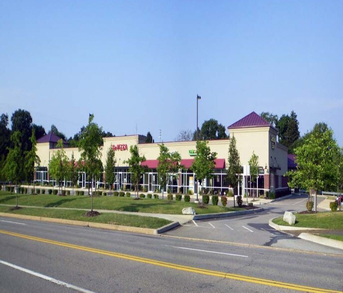 900 Commonwealth Dr, Cranberry Township, PA à louer - Photo du bâtiment - Image 2 de 7