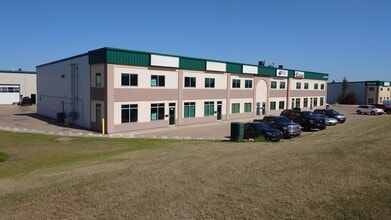 7700 76 St, Red Deer, AB for lease Building Photo- Image 2 of 18
