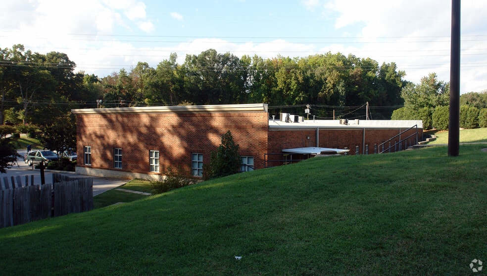 1100 Rutherford Rd, Greenville, SC for lease - Building Photo - Image 3 of 4