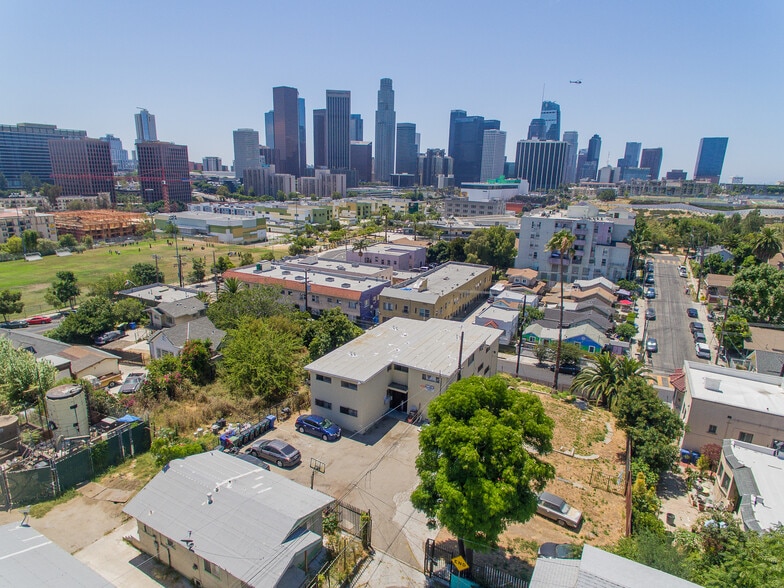 311 Firmin st, Los Angeles, CA à vendre - Photo du bâtiment - Image 3 de 25