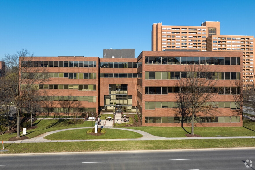 849 Fairmount Ave, Towson, MD for lease - Building Photo - Image 2 of 22