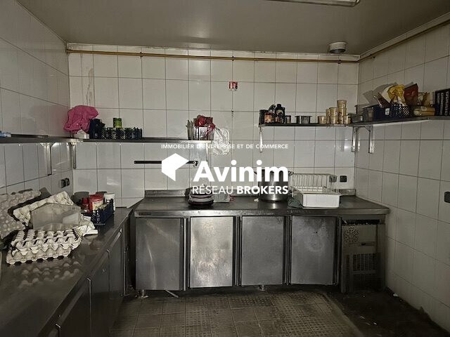 Retail in L'ISLE-ADAM for lease - Interior Photo - Image 3 of 4