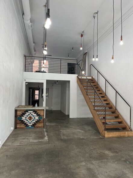 126-128 S La Brea Ave, Los Angeles, CA à louer - Photo du bâtiment - Image 2 de 8