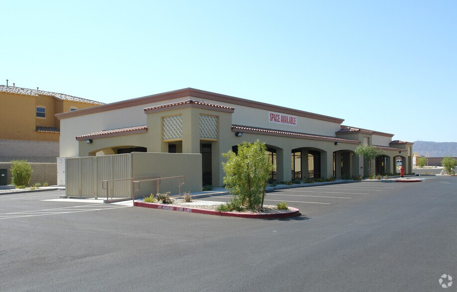 1410 E Lake Mead Pky, Henderson, NV à louer - Photo du bâtiment - Image 2 de 23