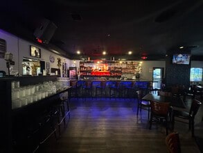 3333 N University Dr, Hollywood, FL for lease Interior Photo- Image 2 of 5