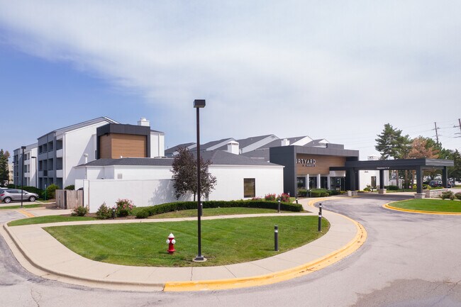 Plus de détails pour 1801 Milwaukee Ave, Glenview, IL - Services hôteliers à vendre