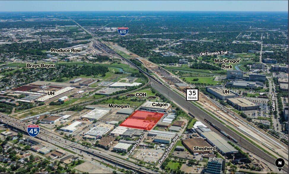 2301 Canada Dry St, Houston, TX for sale - Building Photo - Image 1 of 5