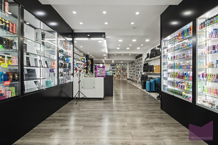 262 Seven Sisters Rd, London for lease - Interior Photo - Image 2 of 9