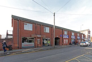 Plus de détails pour 147-153 High St, Rushden - Commerce de détail à louer
