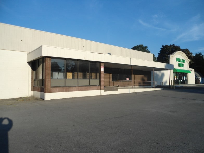 324 W Central Ave, Titusville, PA à louer - Photo du bâtiment - Image 1 de 1