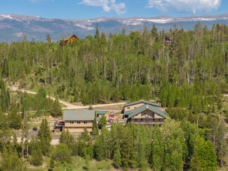 Plus de détails pour 425 County Road 5001, Fraser, CO - Services hôteliers à vendre