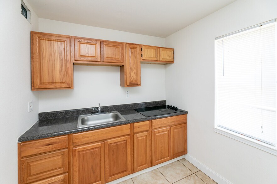 3236 Millington Rd, Memphis, TN à vendre - Photo du bâtiment - Image 3 de 45