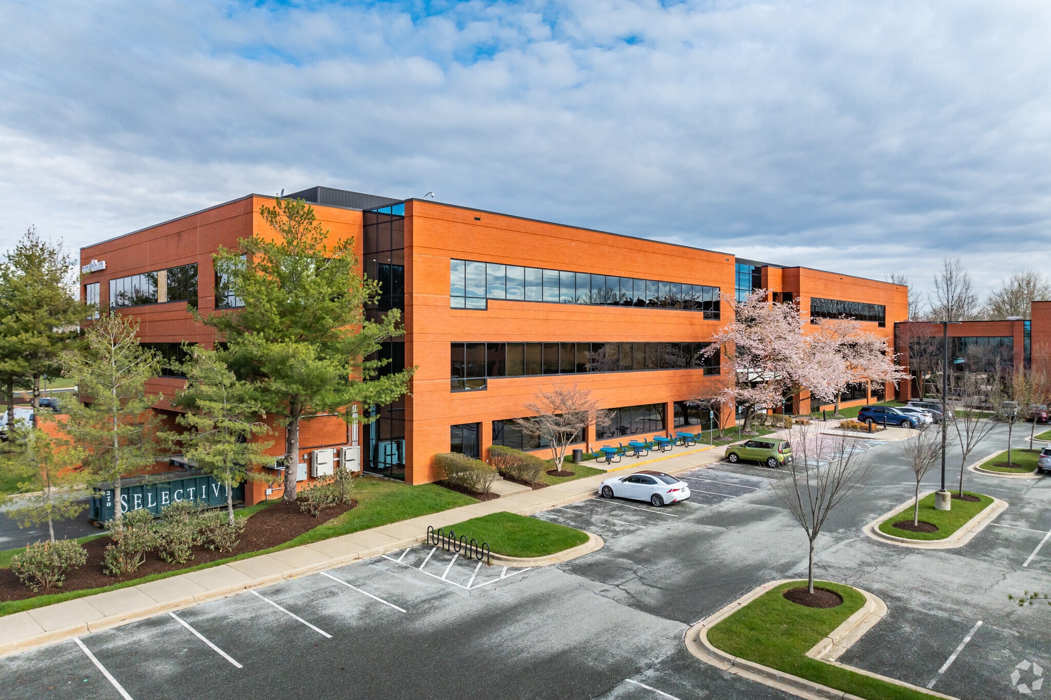 20300 Seneca Meadows Pky, Germantown, MD à louer Photo du bâtiment- Image 1 de 30