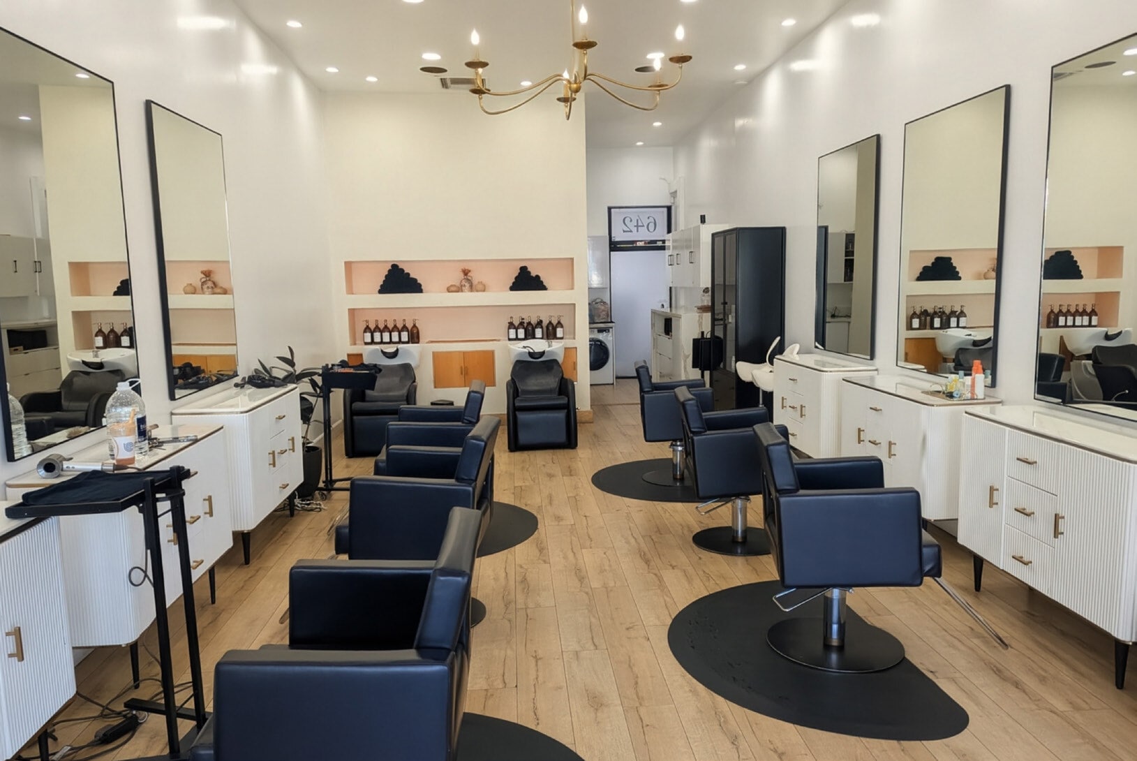 638-644 N Robertson Blvd, West Hollywood, CA for lease Interior Photo- Image 1 of 2
