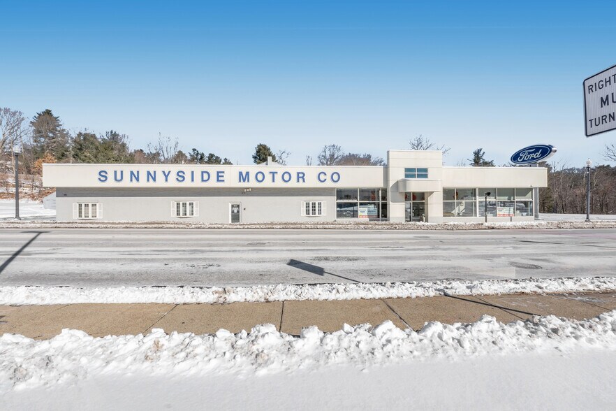 Sunnyside Portfolio portefeuille de 5 propriétés à vendre sur LoopNet.ca - Photo du bâtiment - Image 1 de 79