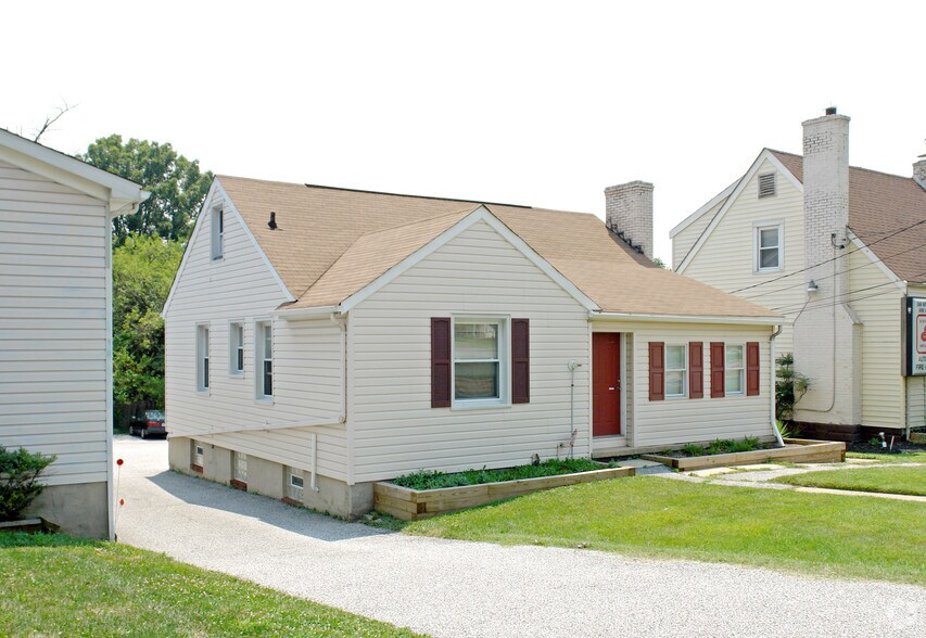 1807 E Joppa Rd, Baltimore, MD à vendre - Photo du bâtiment - Image 2 de 2