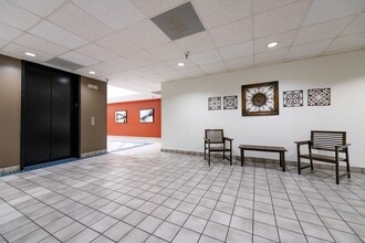 3737-3743 Red Bluff Rd, Pasadena, TX à vendre Photo intérieure- Image 2 de 4