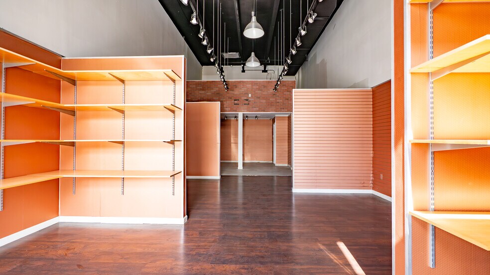 7101 N Miami Ave, Miami, FL à louer - Photo du bâtiment - Image 3 de 20