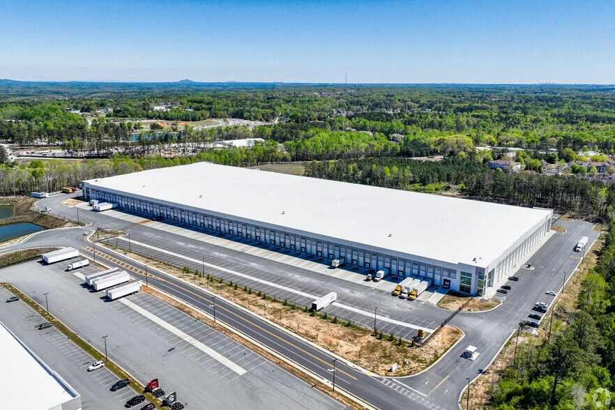 7600 Wood Rd, Douglasville, GA à louer - Photo du bâtiment - Image 1 de 7