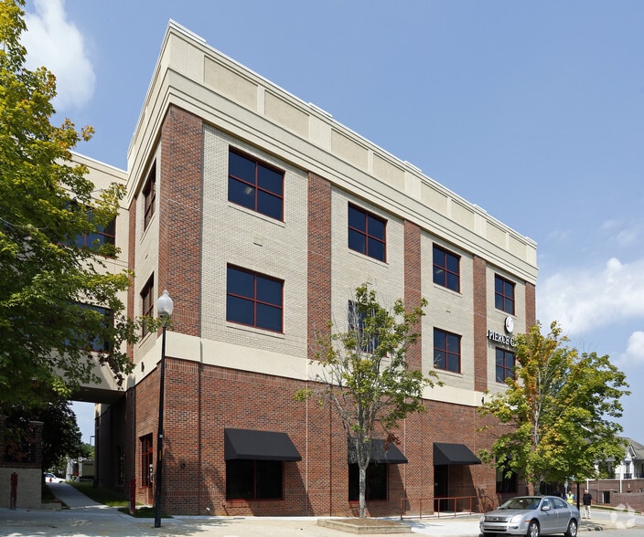 4928 Linksland Dr, Holly Springs, NC for lease - Building Photo - Image 3 of 23