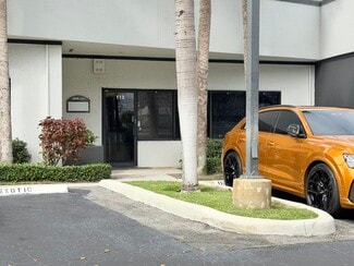 Plus de détails pour 1239 E Newport Center Dr, Deerfield Beach, FL - Bureau à vendre