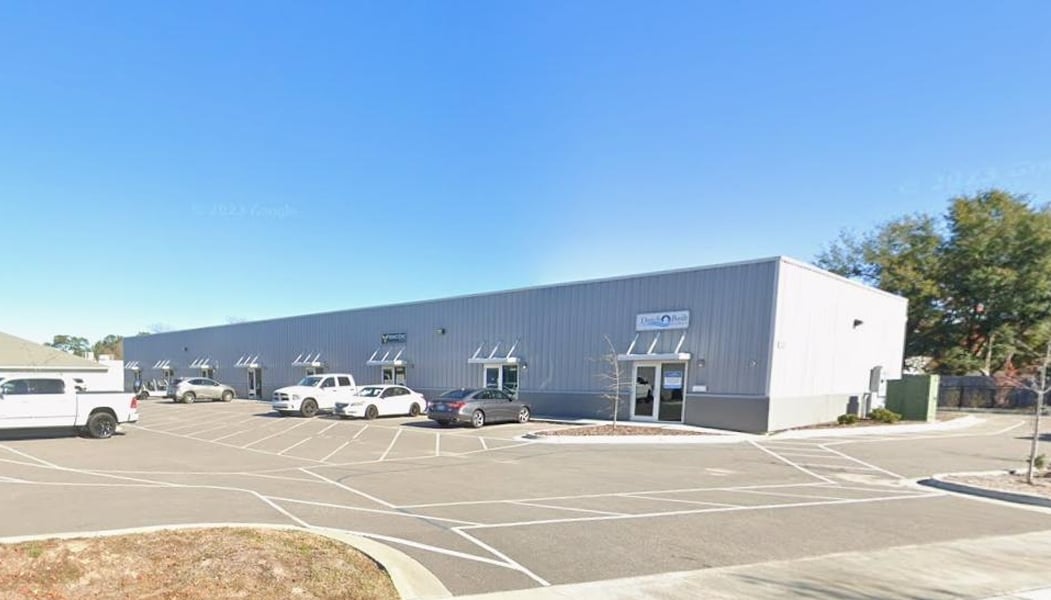 1324 Lake Park Blvd N, Carolina Beach, NC for lease Building Photo- Image 1 of 17