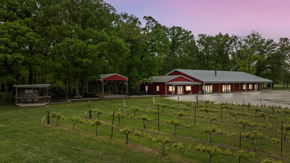 14223 Route 111, Chesterfield, IL à vendre - Photo du bâtiment - Image 2 de 75