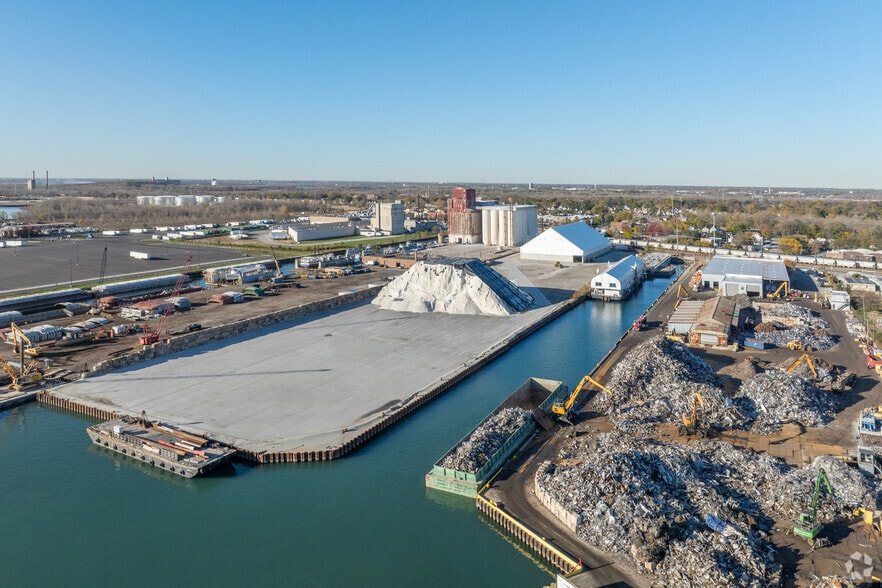 3020 E 104th St, Chicago, IL for sale - Aerial - Image 2 of 16