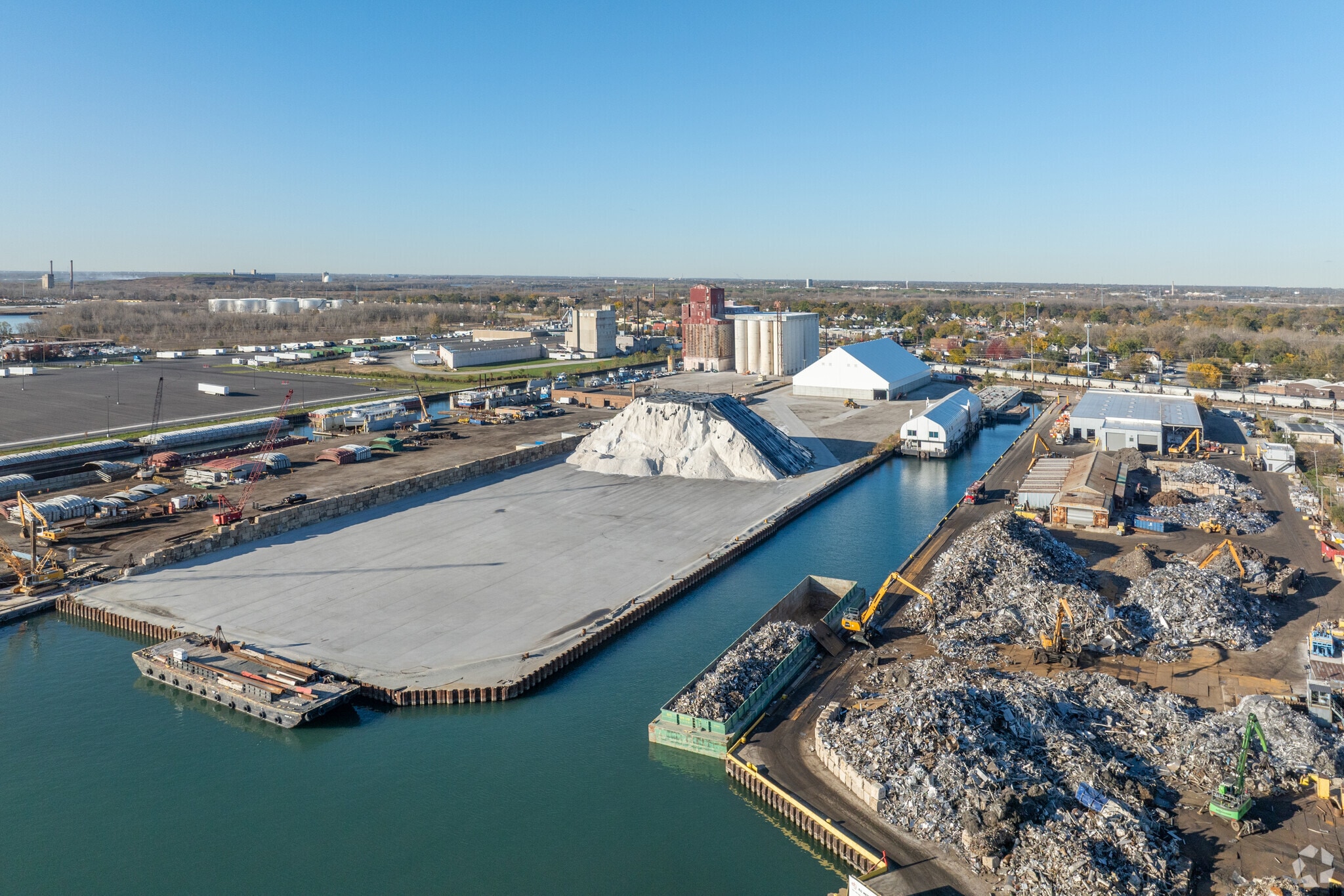 3020 E 104th St, Chicago, IL à louer Photo du bâtiment- Image 1 de 17