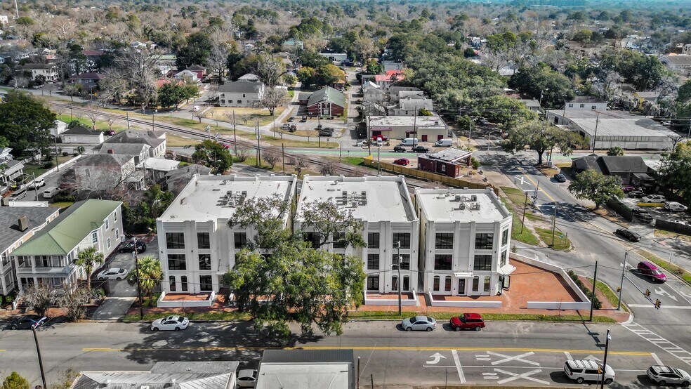 Habersham and 37th Street, Savannah, GA à louer - Photo du bâtiment - Image 3 de 20
