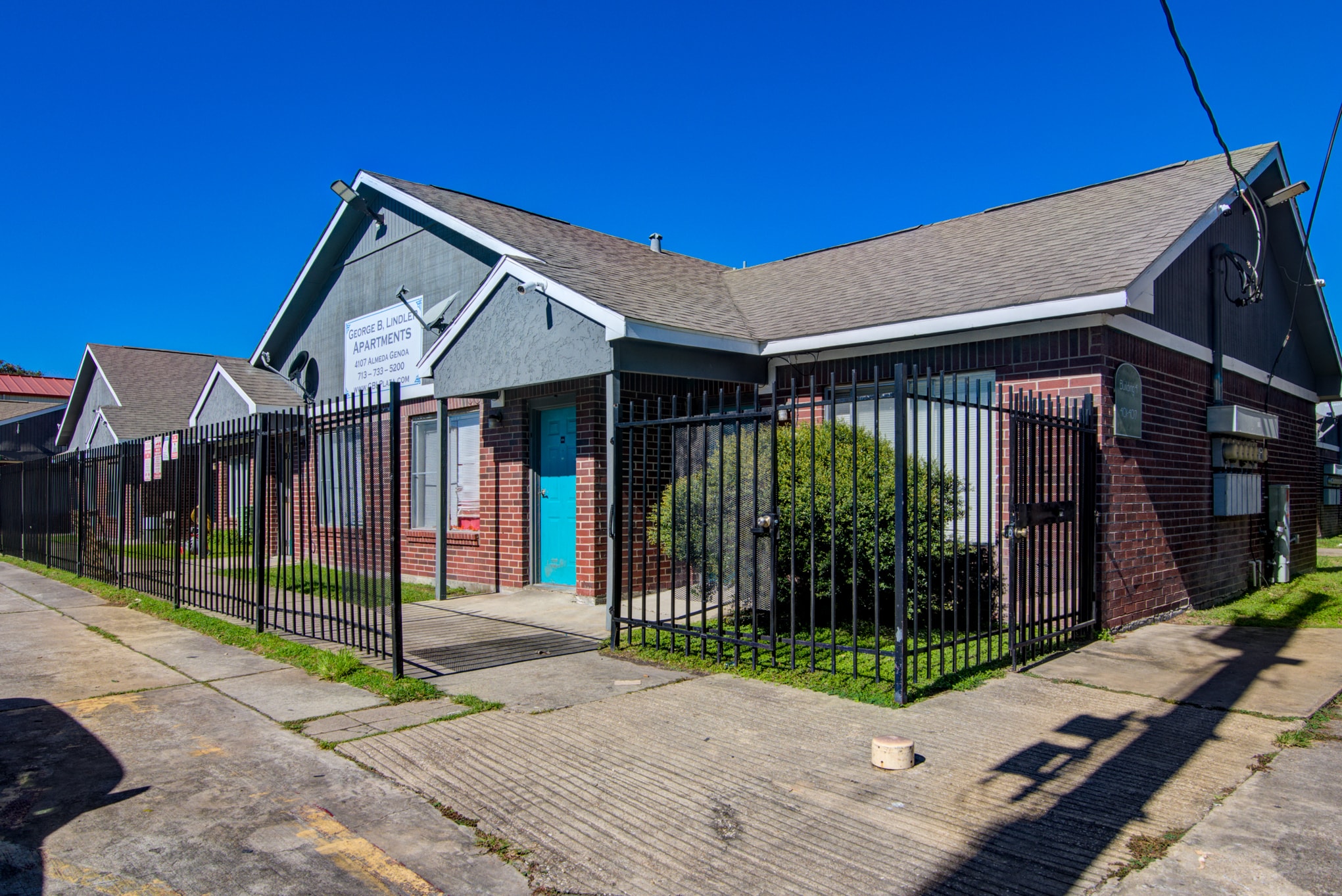 4107 Almeda Genoa Rd, Houston, TX for sale Primary Photo- Image 1 of 21