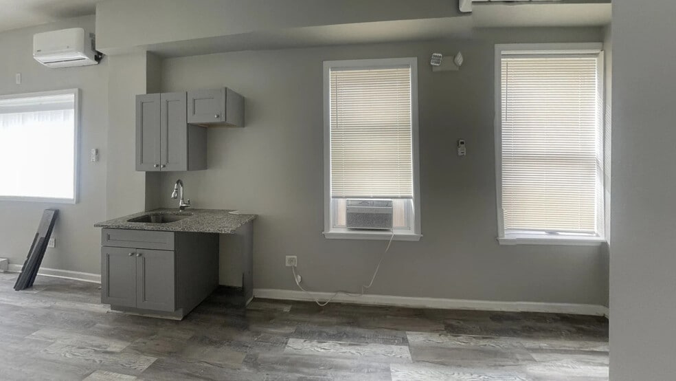 1632 N 29th St, Philadelphia, PA for lease - Building Photo - Image 3 of 15