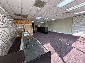 946-966 N Tennessee St, Cartersville, GA for lease Interior Photo- Image 2 of 10