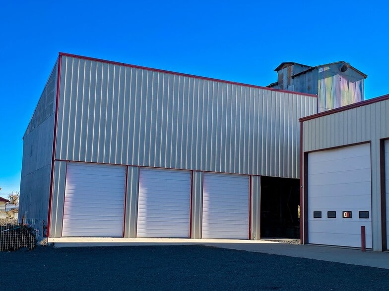 10 S Commercial St, Cambridge, ID for sale - Primary Photo - Image 1 of 13