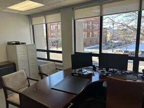 342 Main St, Wakefield, MA for lease Interior Photo- Image 2 of 10