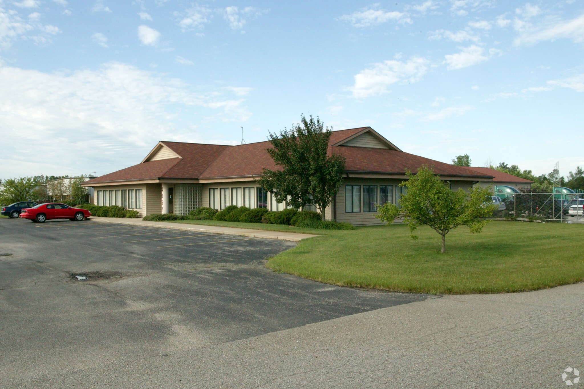 4662 S Division Ave, Wayland, MI for lease Primary Photo- Image 1 of 2