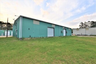 325 Hwy 75 N, Huntsville, TX for lease Interior Photo- Image 2 of 4