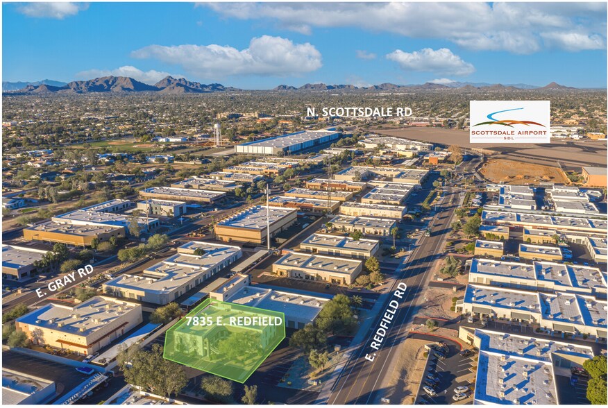 7835 E Redfield Rd, Scottsdale, AZ à louer - Photo du bâtiment - Image 2 de 5