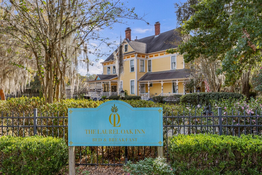 221 SE 7th St, Gainesville, FL for sale - Building Photo - Image 2 of 26