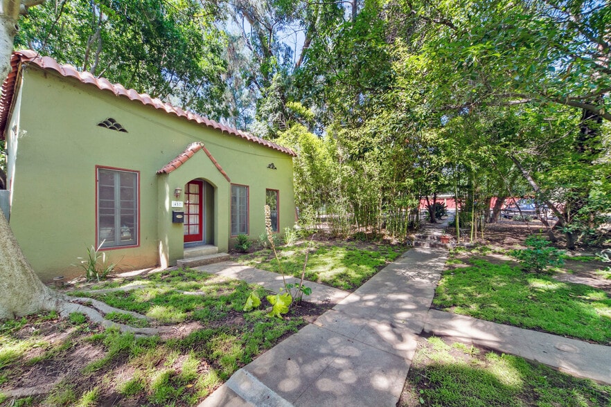 451 E Sacramento St, Altadena, CA for sale - Building Photo - Image 2 of 16